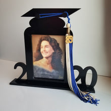 Load image into Gallery viewer, 2020 Graduation Photo Frame - Designodeal
