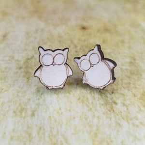 Baby Owl Maple Wood Stud Earrings - Designodeal