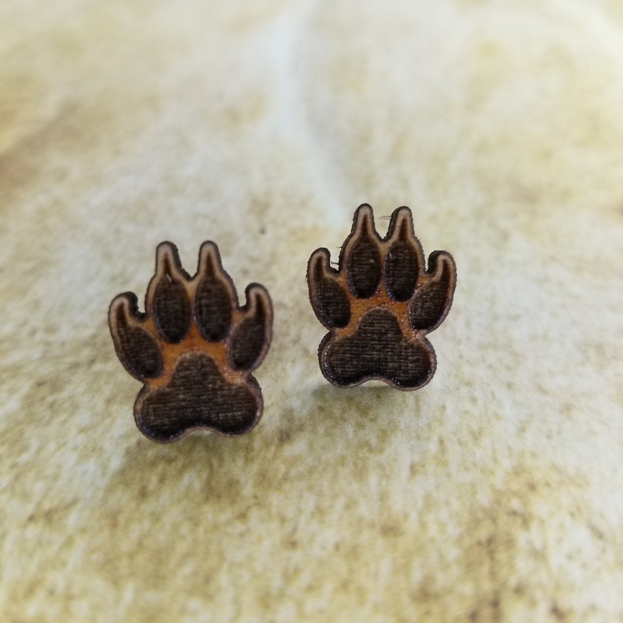 Bear Claw Maple Wood Stud Earrings - Designodeal