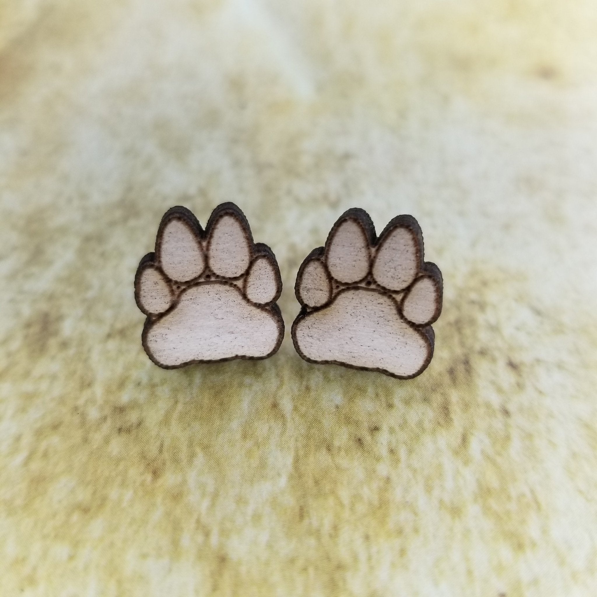 Cat Paw Print Maple Wood Stud Earrings - Designodeal