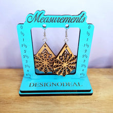 Load image into Gallery viewer, Earring Measurement Display Perfect for Small Businesses! - Designodeal
