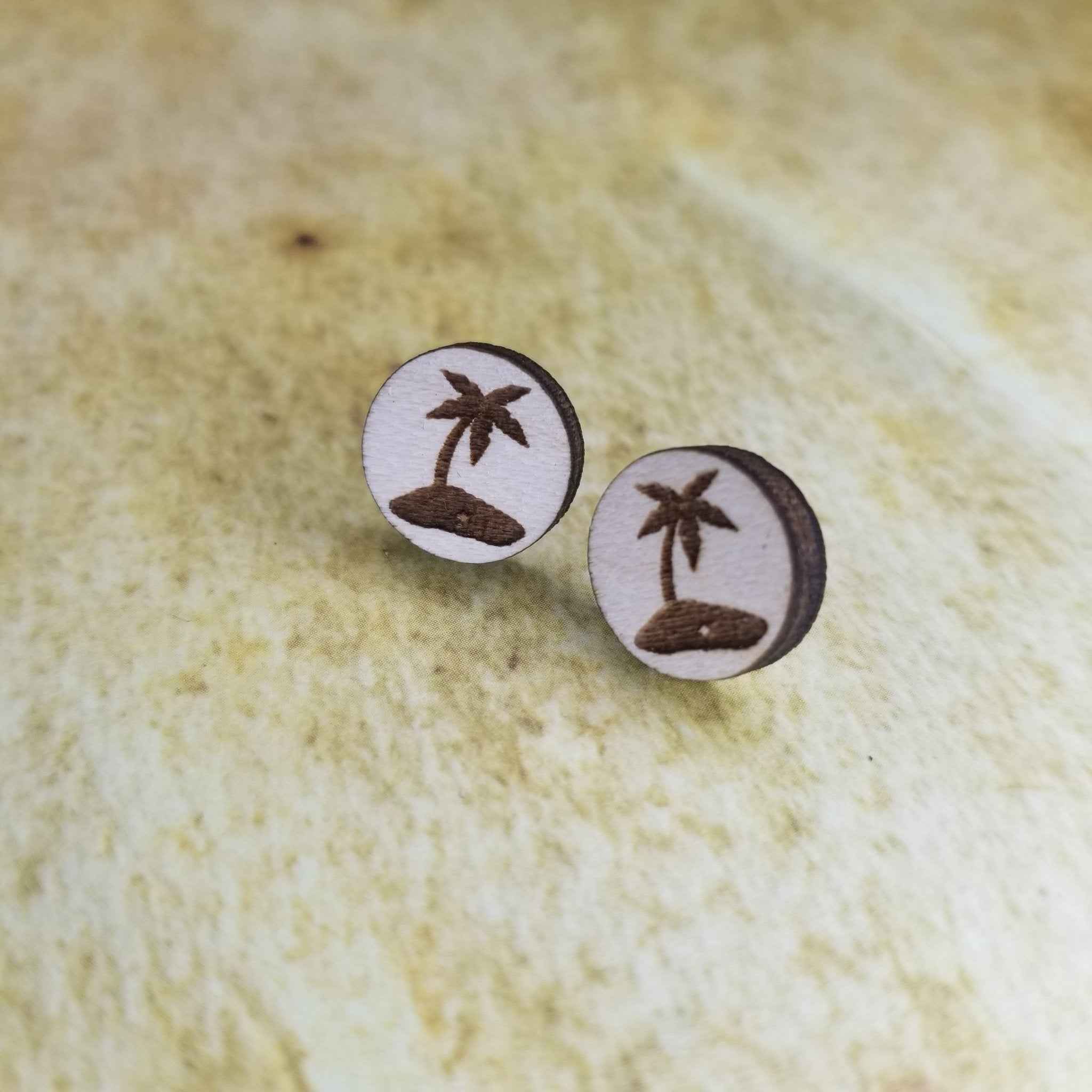 Island Round Maple Wood Stud Earrings