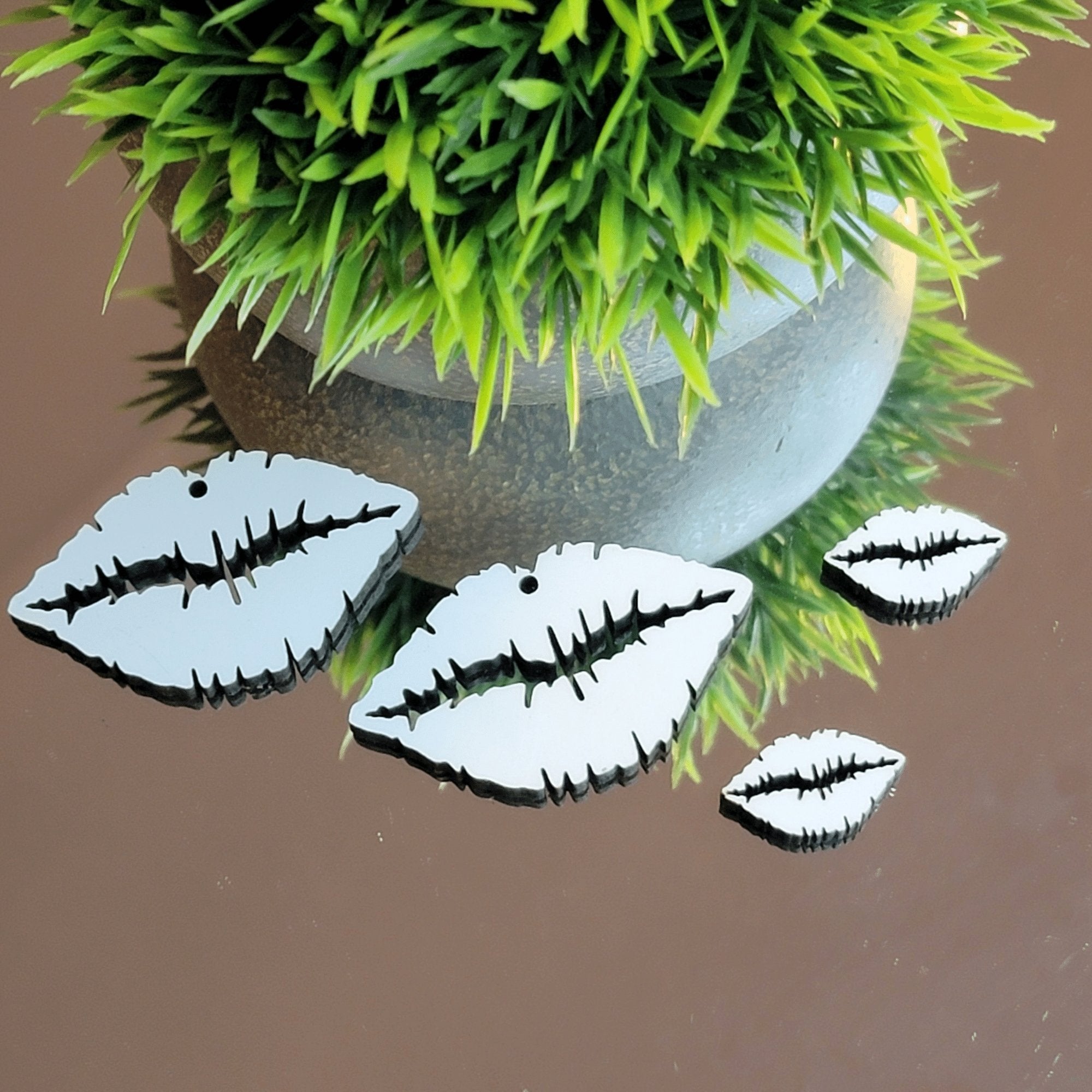 Lips Sublimation Earring Blanks ~ Multiple Sizes - Designodeal