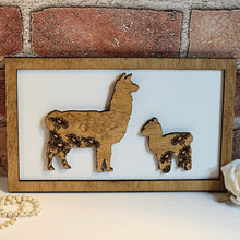 Load image into Gallery viewer, Llama Mommy &amp; Me Sign - Daddy &amp; Me Animal Sign - Designodeal
