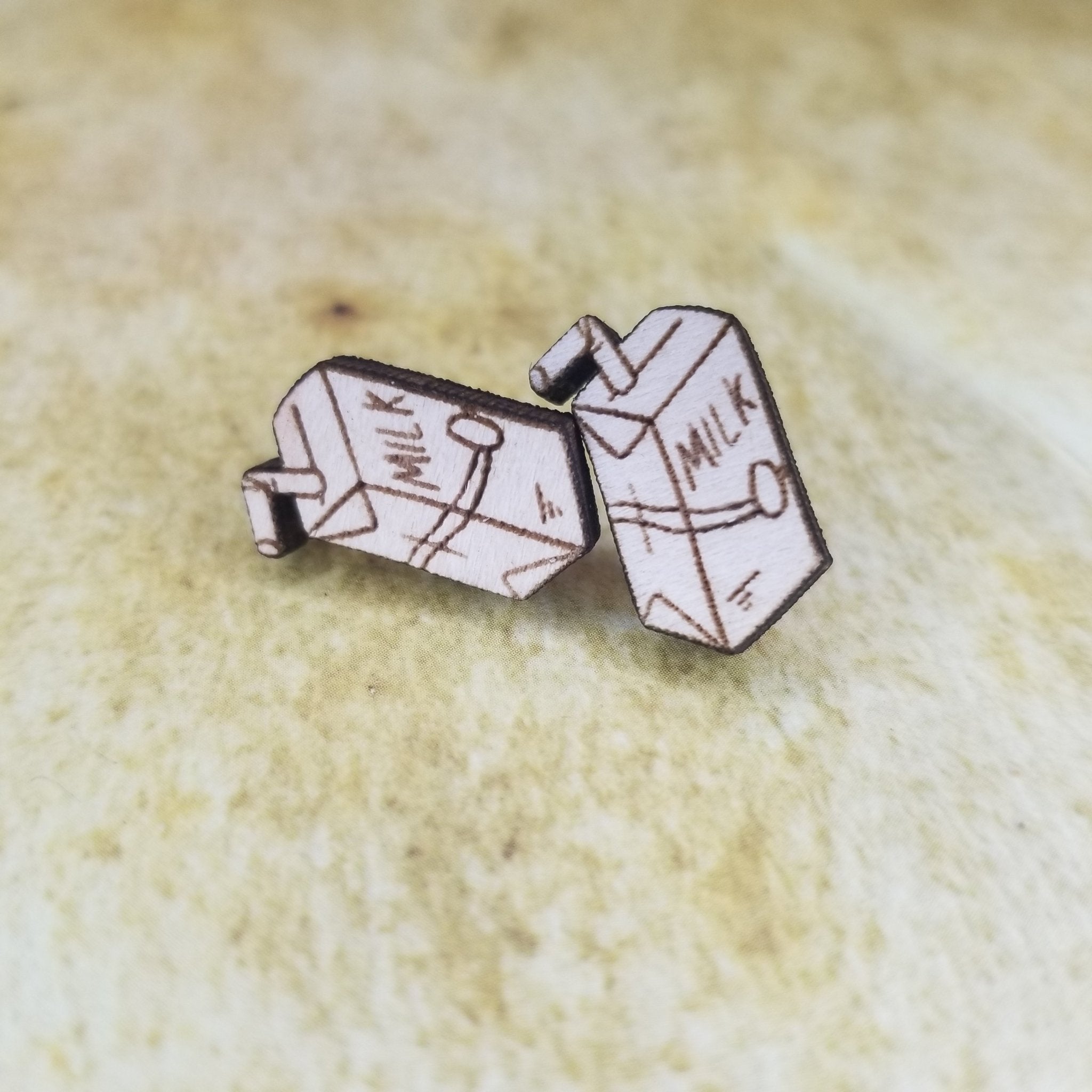 Milk Maple Wood Stud Earrings - Designodeal