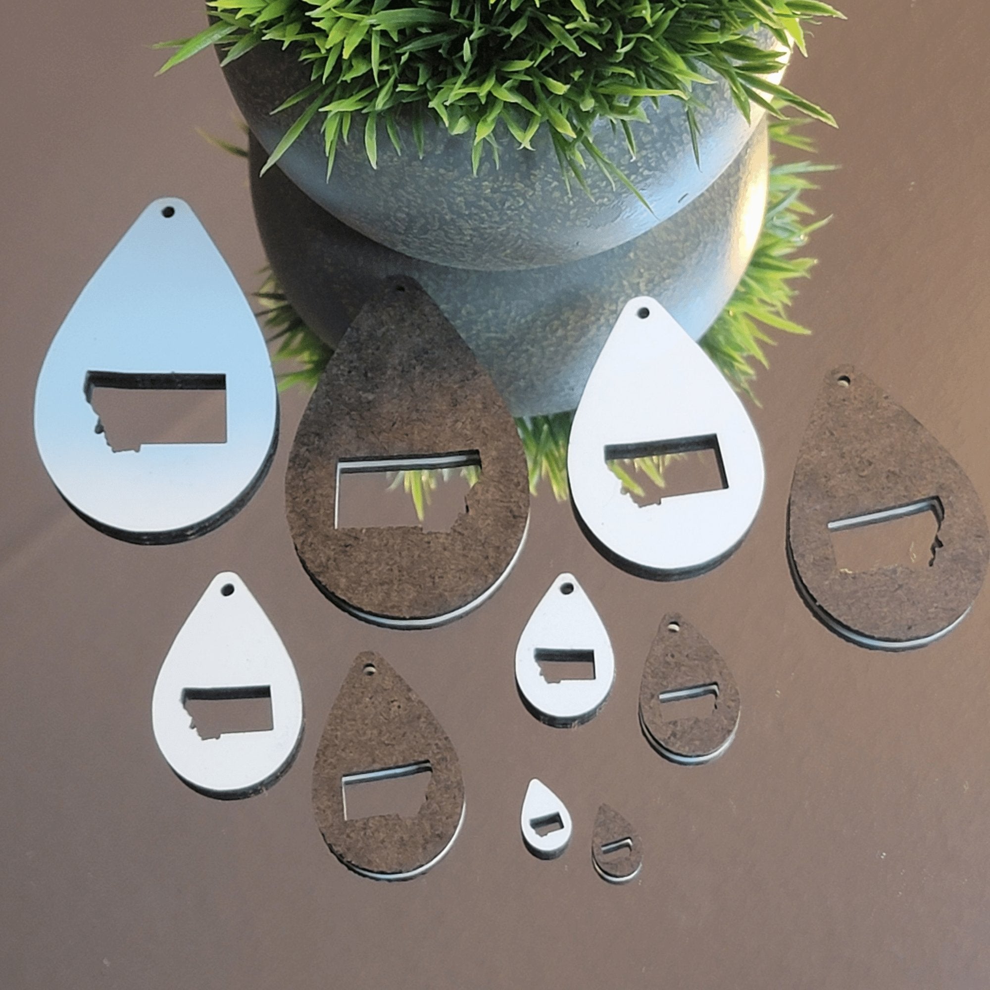Montana Teardrop Sublimation Earring Blanks ~ Multiple Sizes - Designodeal