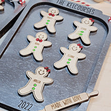 Load image into Gallery viewer, Personalized Gingerbread Family &amp; Pets Cookie Tray Christmas Ornament - Designodeal
