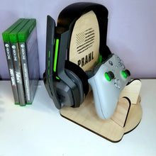 Load image into Gallery viewer, Personalized Maple Wood Gaming Controller &amp; Headset Stand ~ PS4 PS5 XBOX - Designodeal
