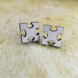 Puzzle Piece No Prong Maple Wood Stud Earrings - Designodeal