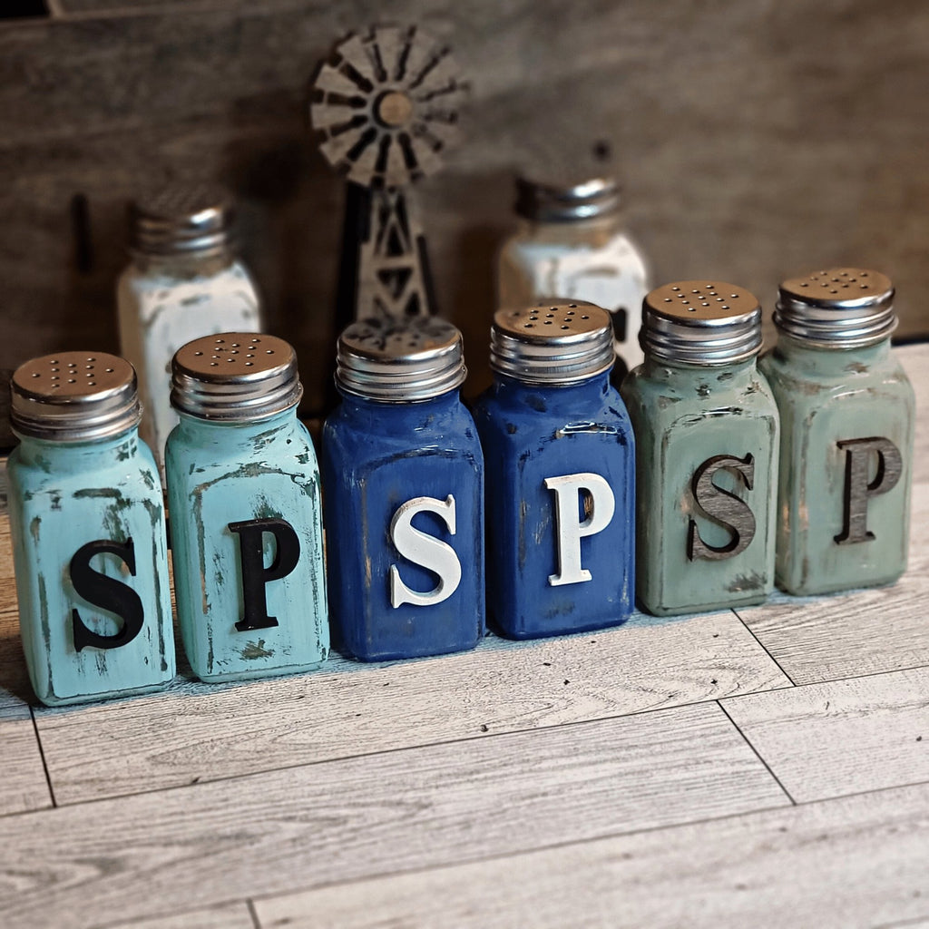 Farmhouse Rustic Distressed 6 Salt Shaker & Pepper Mill Shakers