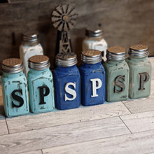 Load image into Gallery viewer, Rustic Farmhouse Salt &amp; Pepper Shakers - Designodeal
