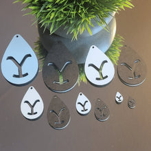 Load image into Gallery viewer, Y Initial Cutout Teardrop Sublimation Earring Blanks ~ Multiple Sizes - Designodeal
